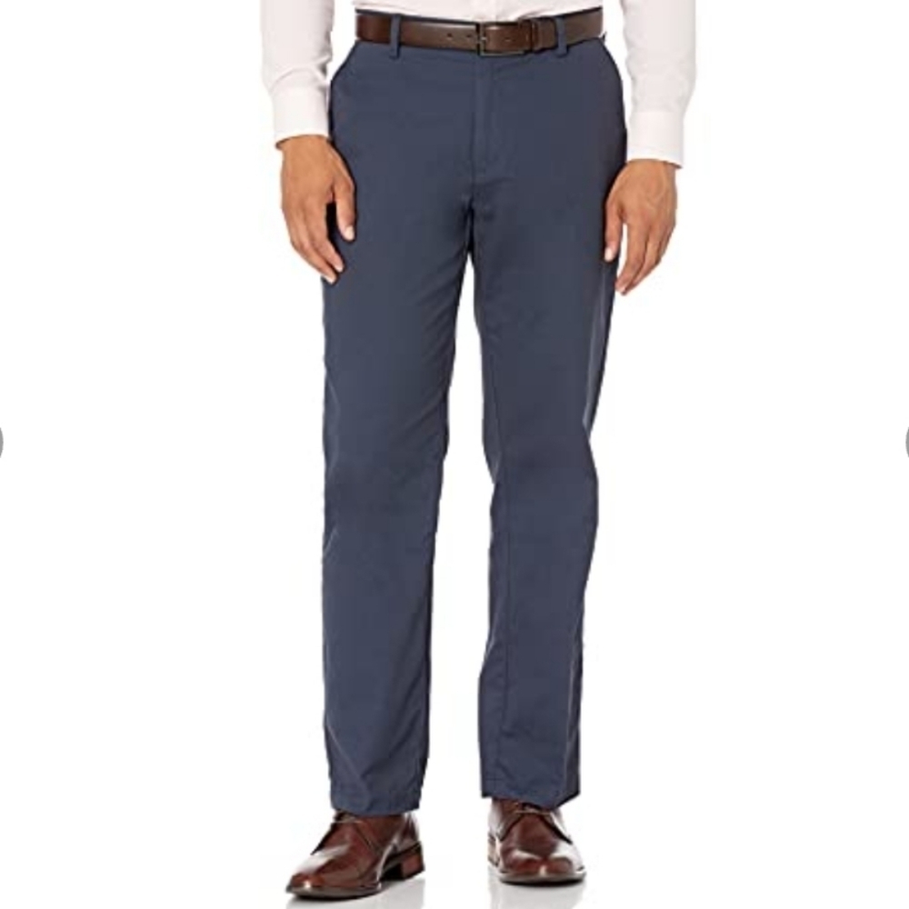 Amazon Essentials Classic-fit Wrinkle-Resistant Flat-Front Chino Navy 36W 31L